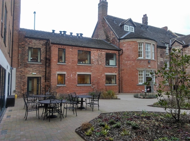 belong-heritage-courtyard-newcastle-under-lyme