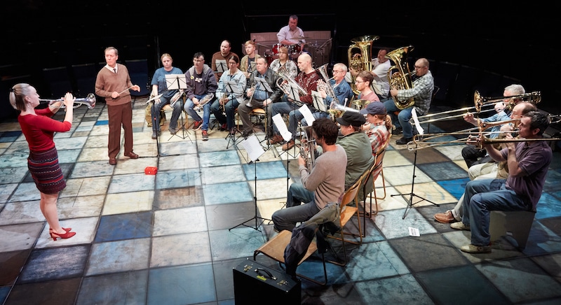 brassed-off-cast-new-vic-theatre