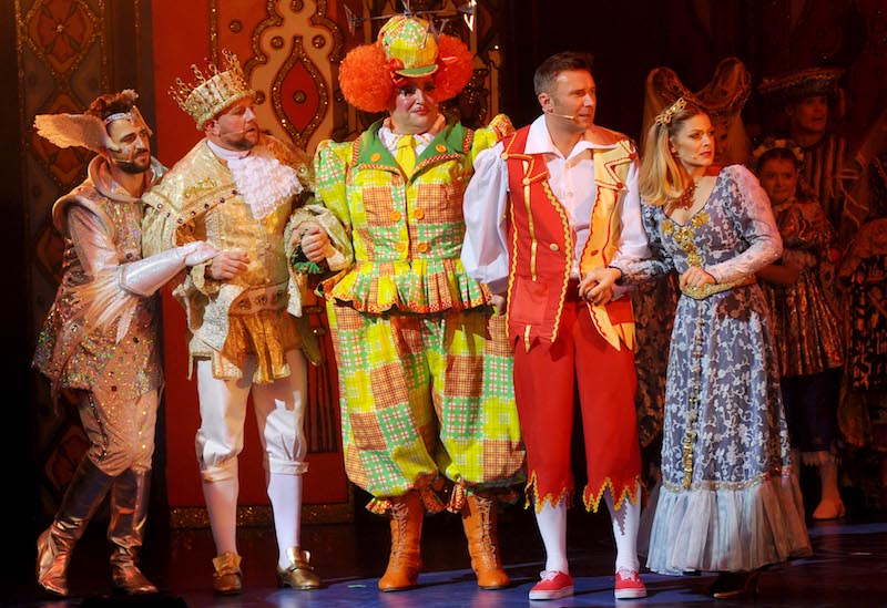 Cast-of-Sleeping-Beauty-panto-at-the-regent-2019